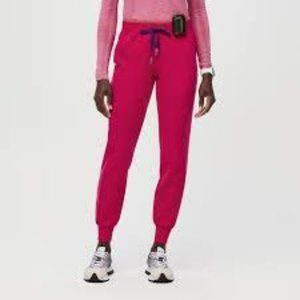 FIGS Mari Skinny Petite Jogger - MP - ULTRA ROSE **HARD TO FIND**